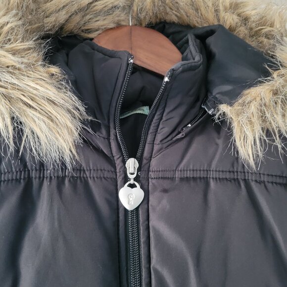Maurices Women’s L, Quilted Puffer Vest w/ Removable Faux Fur Hood, Black, EUC - Picture 2 of 9